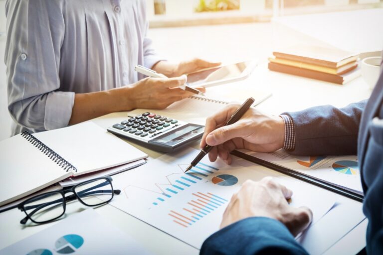 Fesumin establece nuevo convenio con asesora financiera para apoyar a sus socios en la planificación de su futuro económico