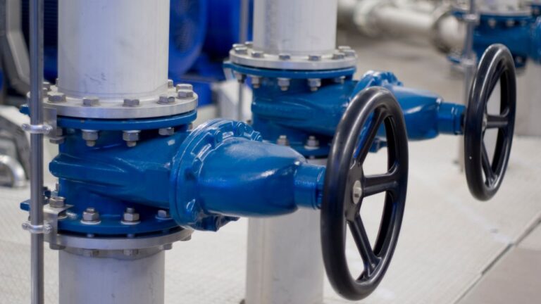 Acades y Plusmining desarrollarán informe clave sobre el uso de agua no convencional en la minería del cobre